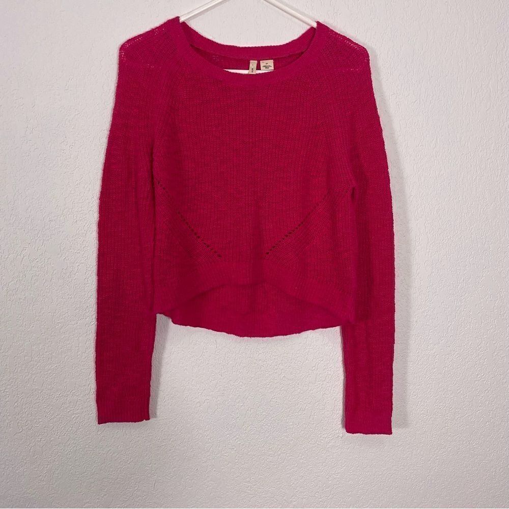 Moth | Anthropologie Pink Semi-Cropped Sweater‎ Size Small